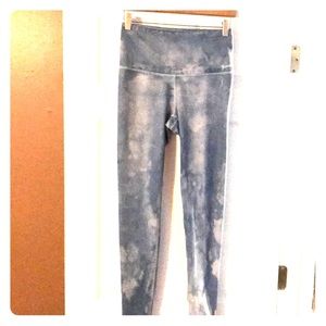 Lucy IndiGO bleached Legging